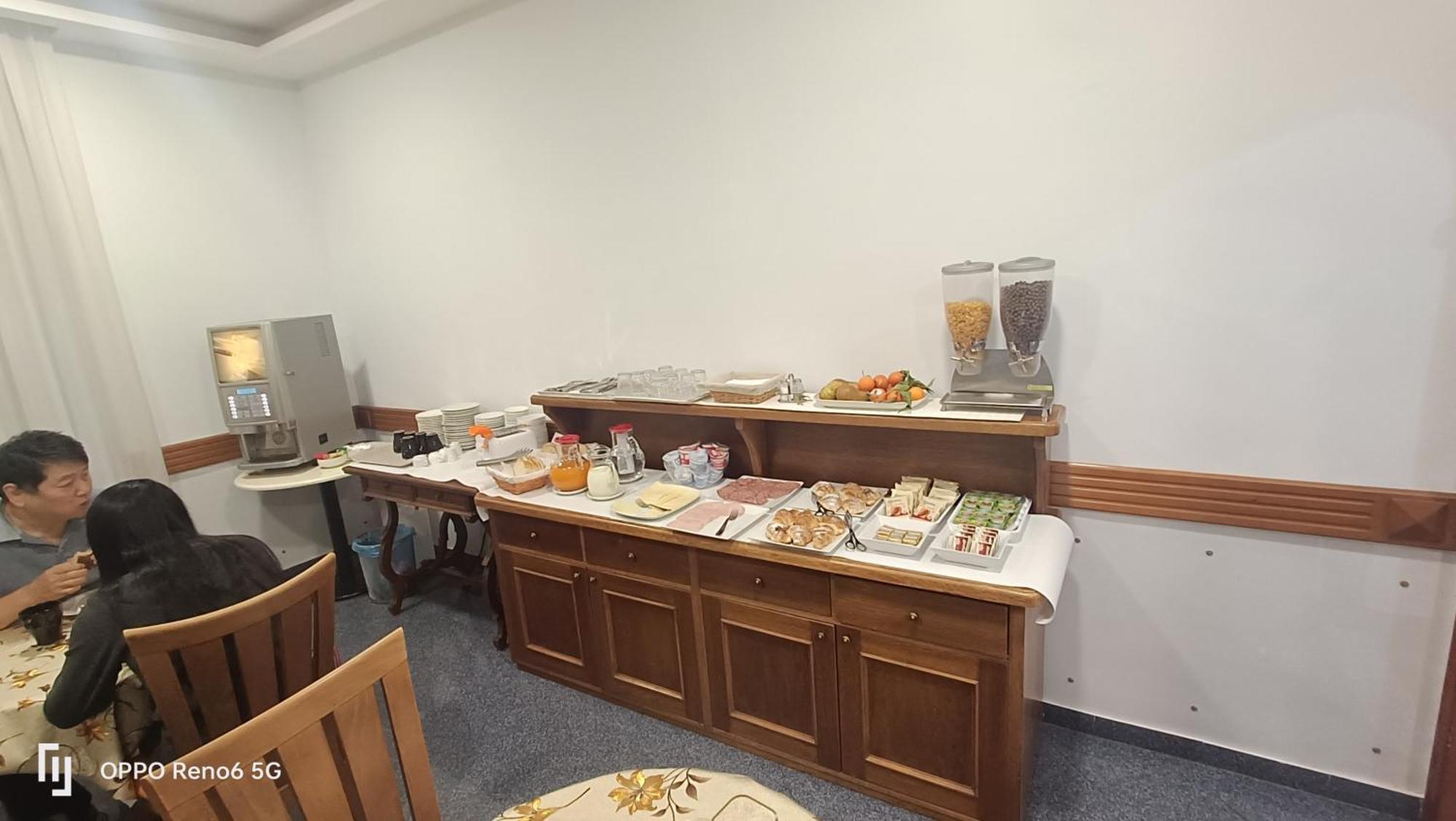 House 4 Mori 호텔 로마 외부 사진